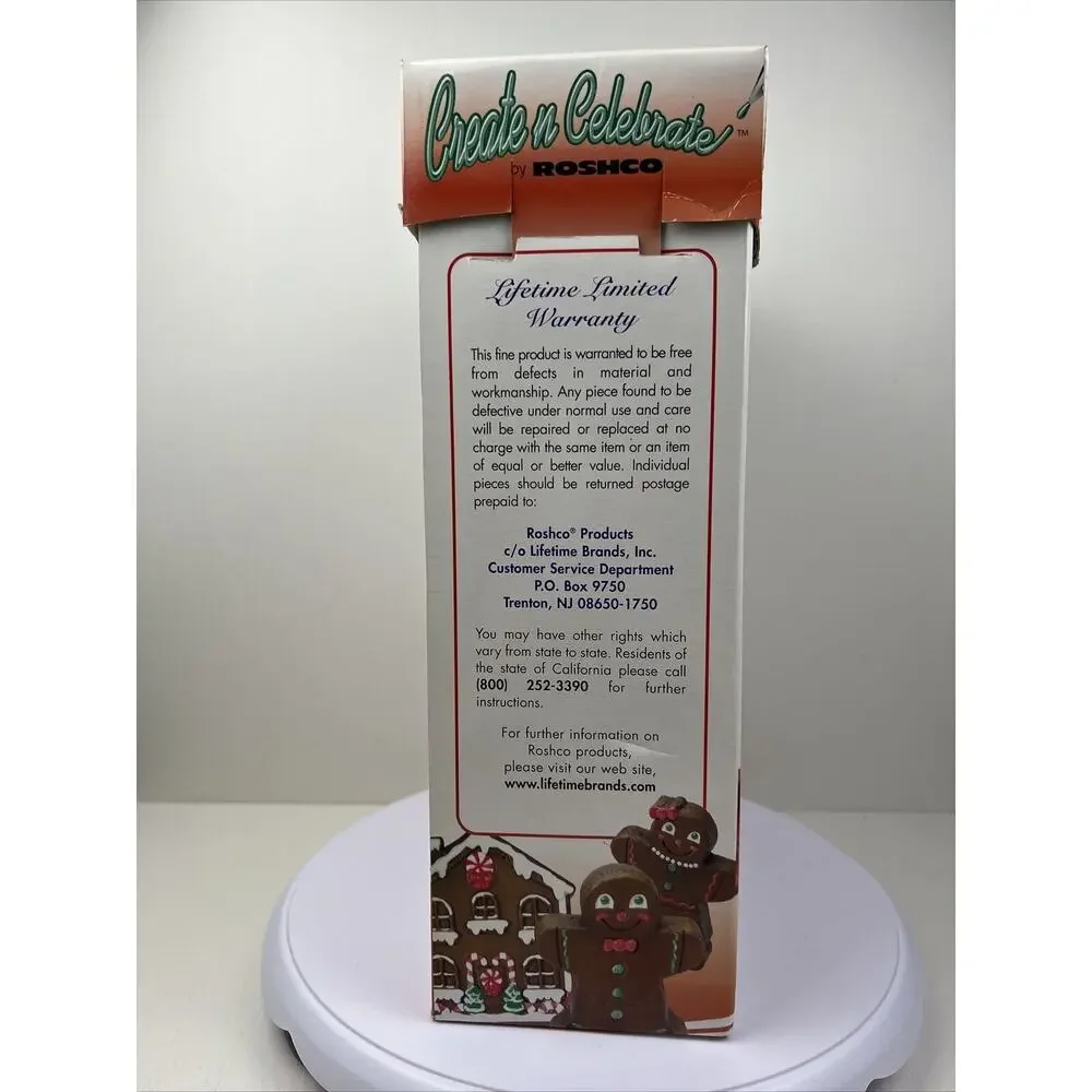 Create N Celebrate by Roshco - Gingerbread Village 3-piece Silicone Baking‎ Set